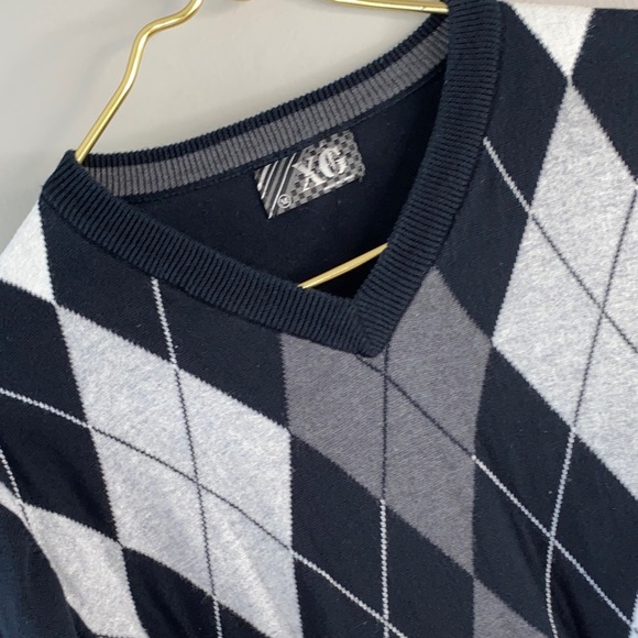 Men's V-Neck Argyle Sweater - Black, Gray, and White - Picture 8 of 16